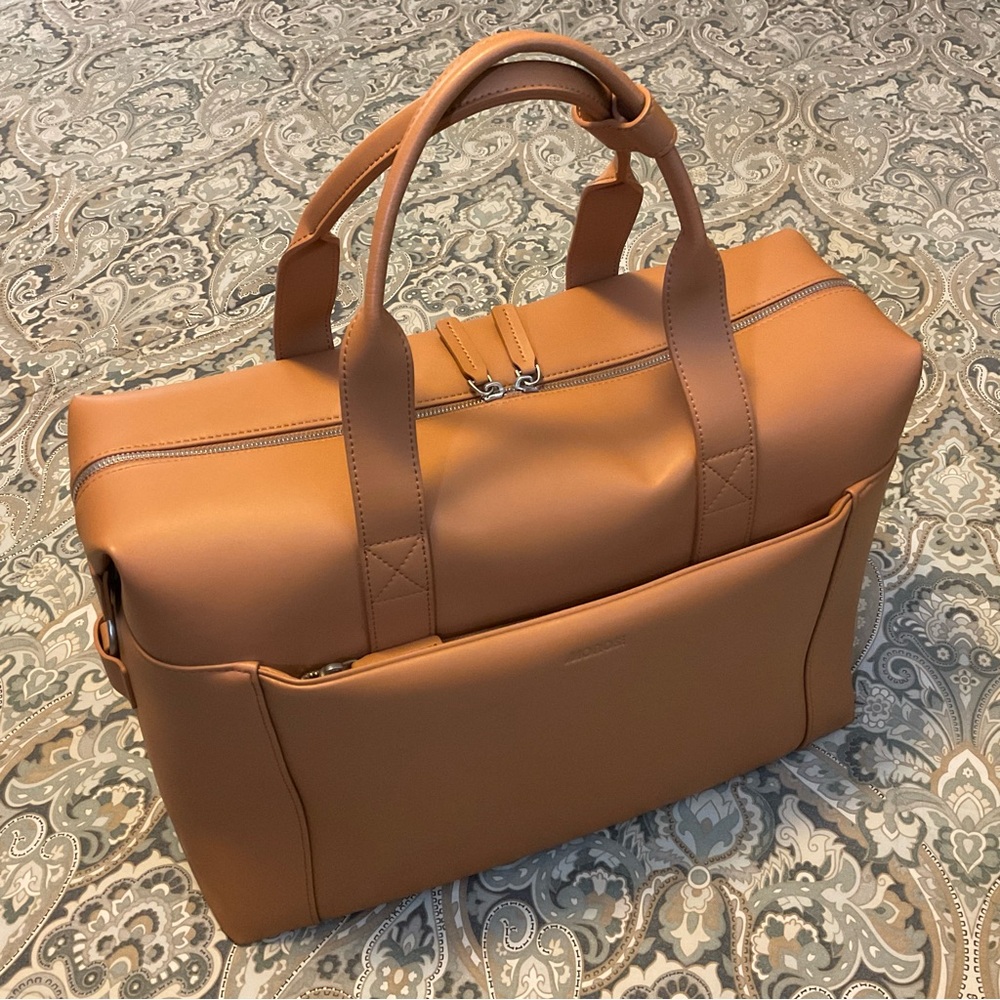Like New MONOS Metro Duffel Vegan Leather Saddle Tan Used 1x - Picture 8 of 16